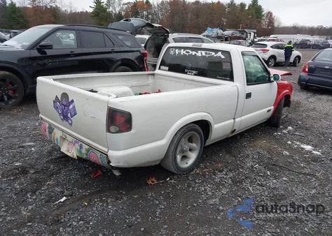 2000 Chevrolet S-10 from USA, damaged, VIN 1GCCS1452YK290678